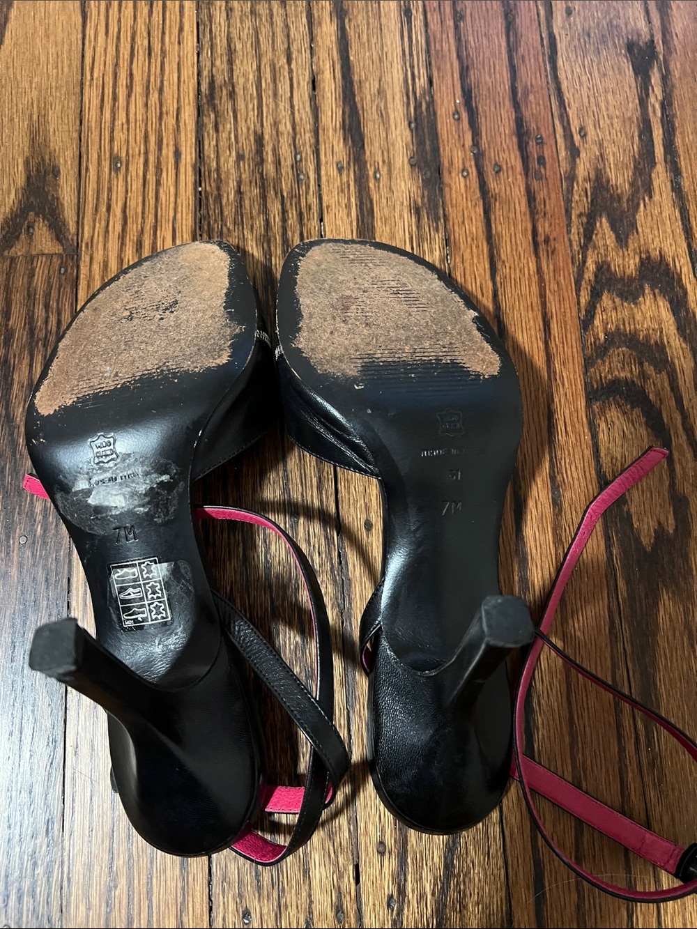 Via Spiga Black Slingback Heels with Pink Insole - Picture 3 of 4